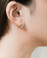 LIGHT PIERCED EARRINGS - PURE SILVER 999