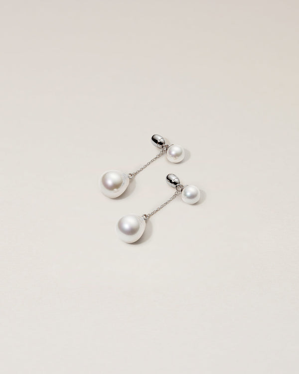 SWING PIERCED EARRINGS - PURE SILVER 999