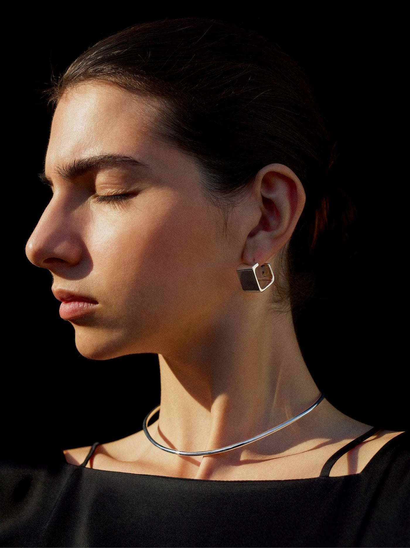 CUBE PIERCED EARRINGS - PURE SILVER 999 – SARARTH