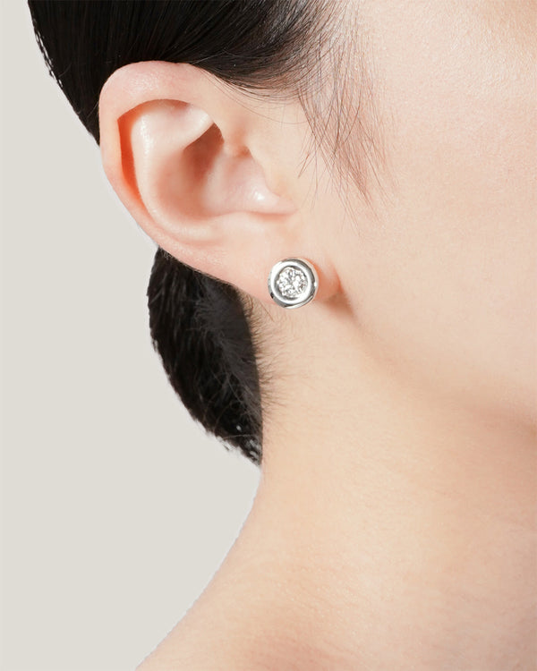 CIRCLE PIERCED EARRINGS - PURE SILVER 999