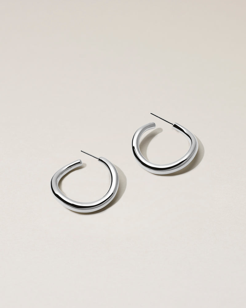 SWAY PIERCED EARRINGS Ⅱ - PURE SILVER 999