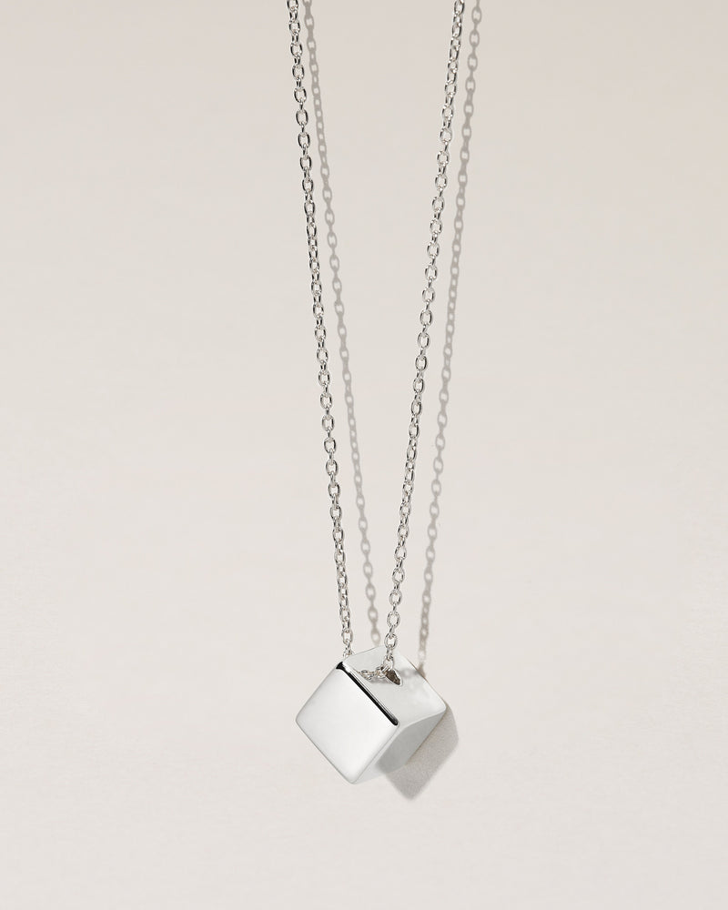 CUBE PENDANT - PURE SILVER 999