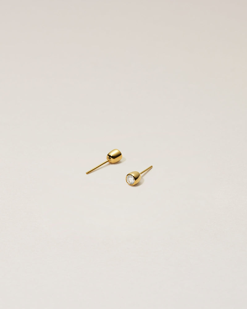 STUD PIERCED EARRINGS - K24P